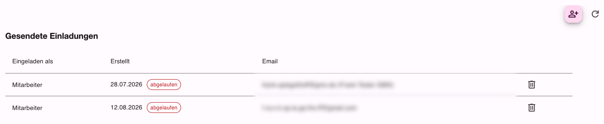 Einladungen mit der Liste Gesendete Einladungen, Erstelldatum, Kennzeichnung abgelaufen und Löschen-Symbol